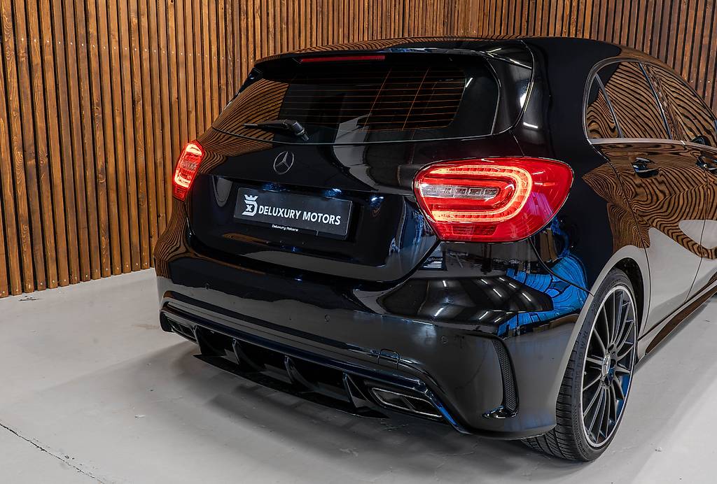 MERCEDES-BENZ A 45 AMG 4Matic Speedshift 7G-DCT — slika 5