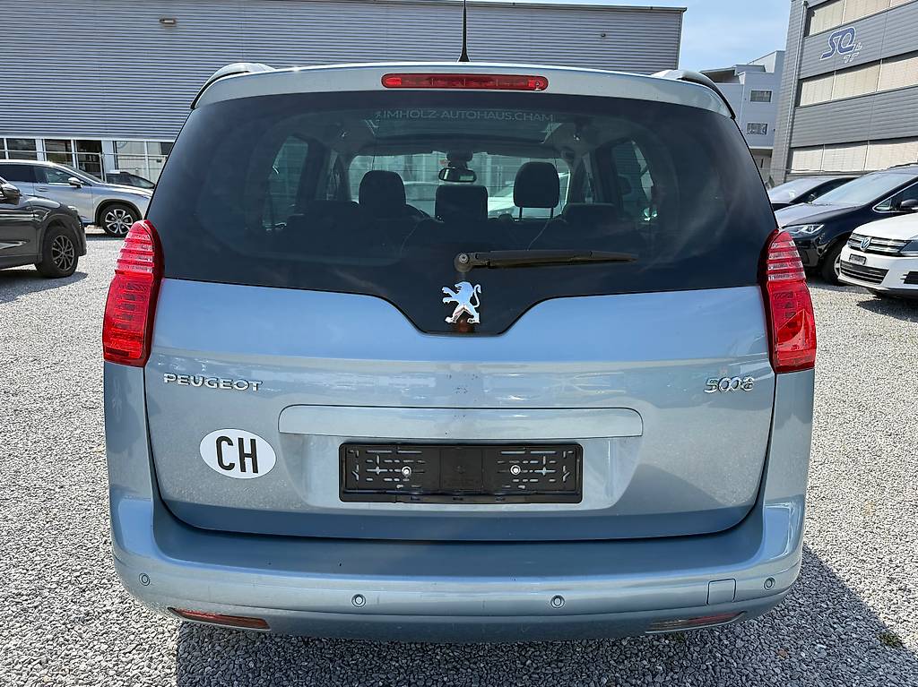 PEUGEOT 5008 1.6 16V T Family — slika 4