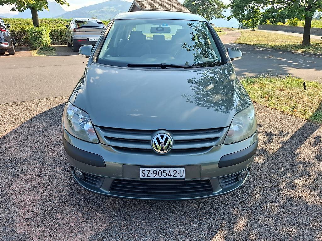 VW Golf Plus 2.0 FSI Comfortline — slika 2