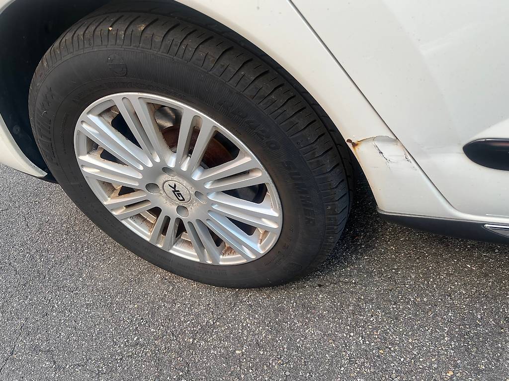PEUGEOT 3008 HYbrid4 2.0 HDI EGS6 — slika 4
