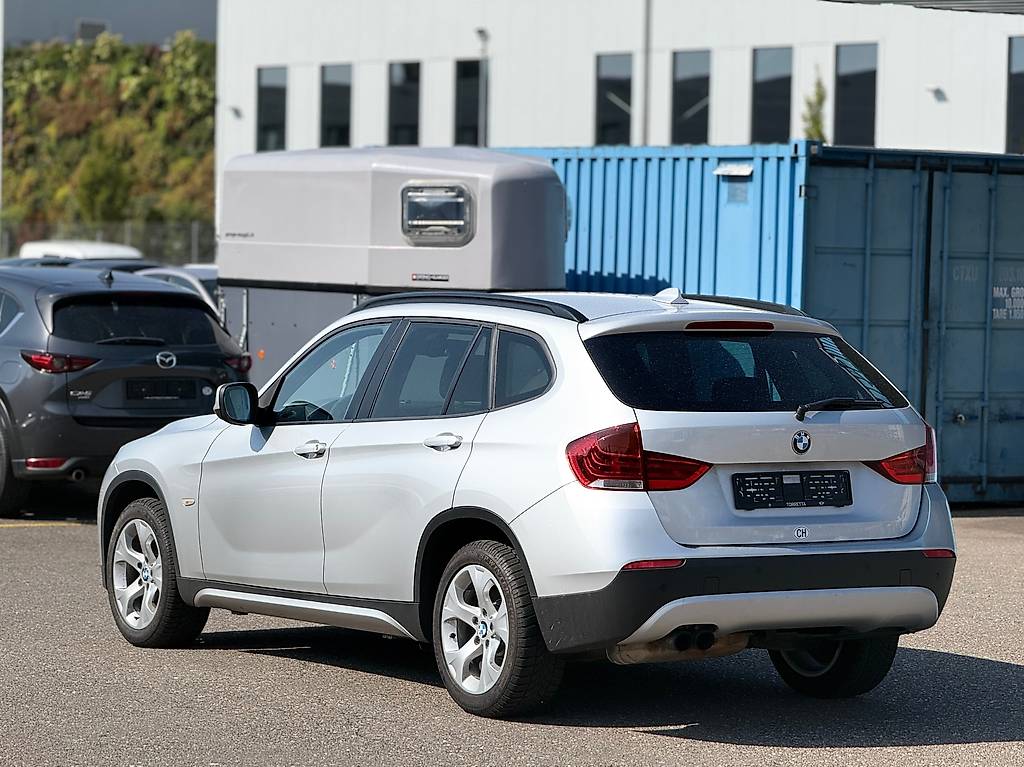 BMW X1 xDrive 20i Steptronic — slika 2