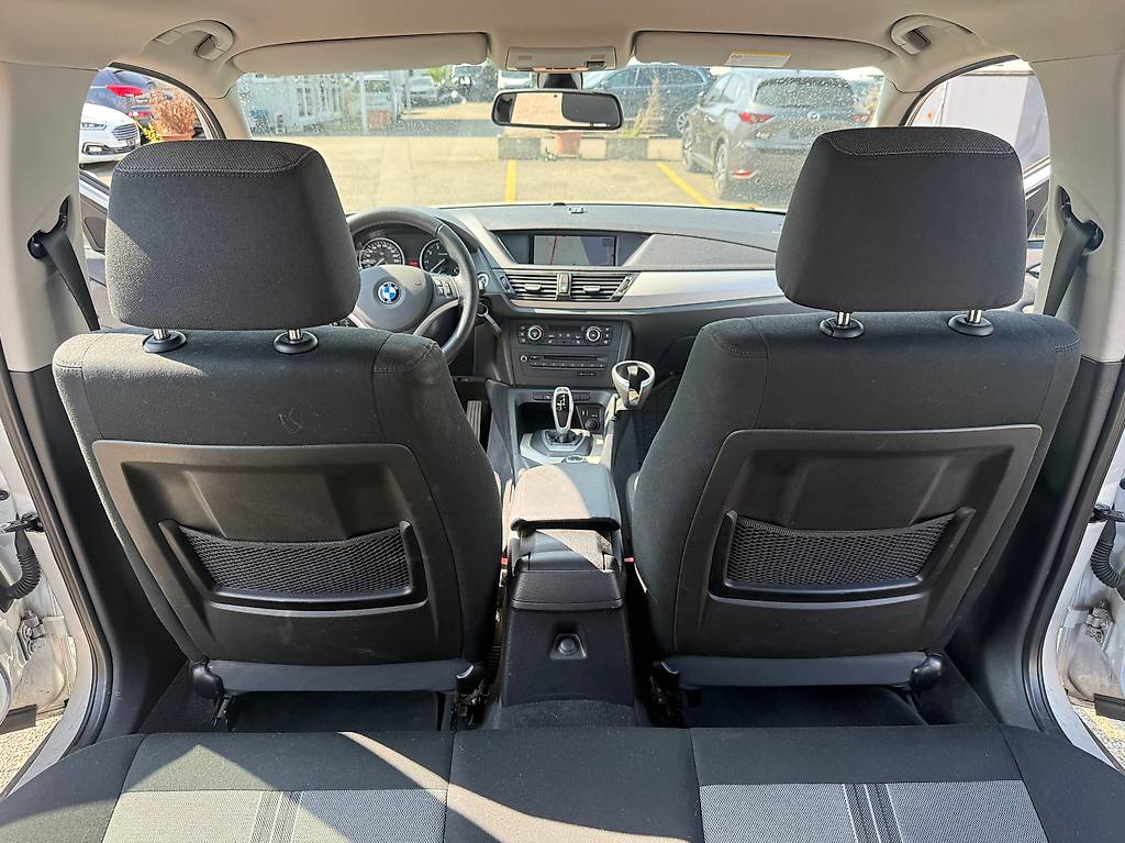 BMW X1 xDrive 20i Steptronic — slika 5