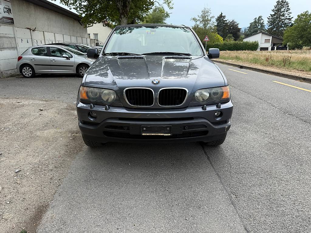 BMW X5 3.0i — slika 3