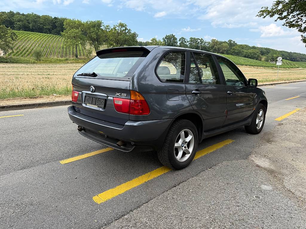 BMW X5 3.0i — slika 4