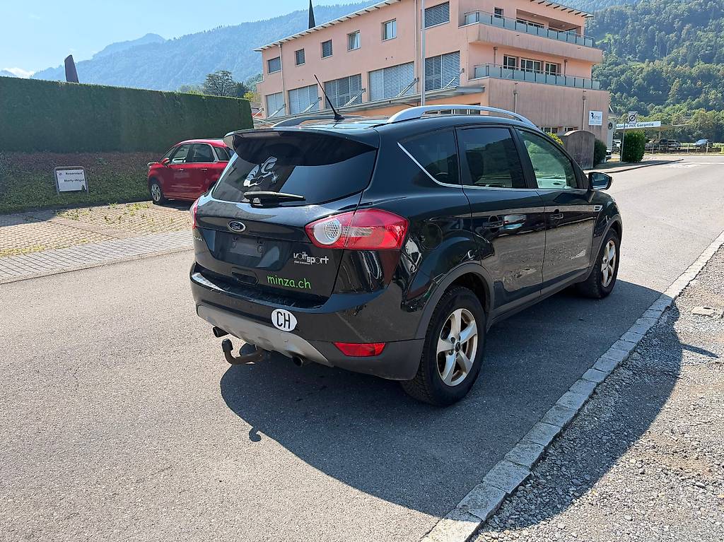 FORD Kuga 2.0 TDCi Titanium S 4WD PowerShift — slika 3