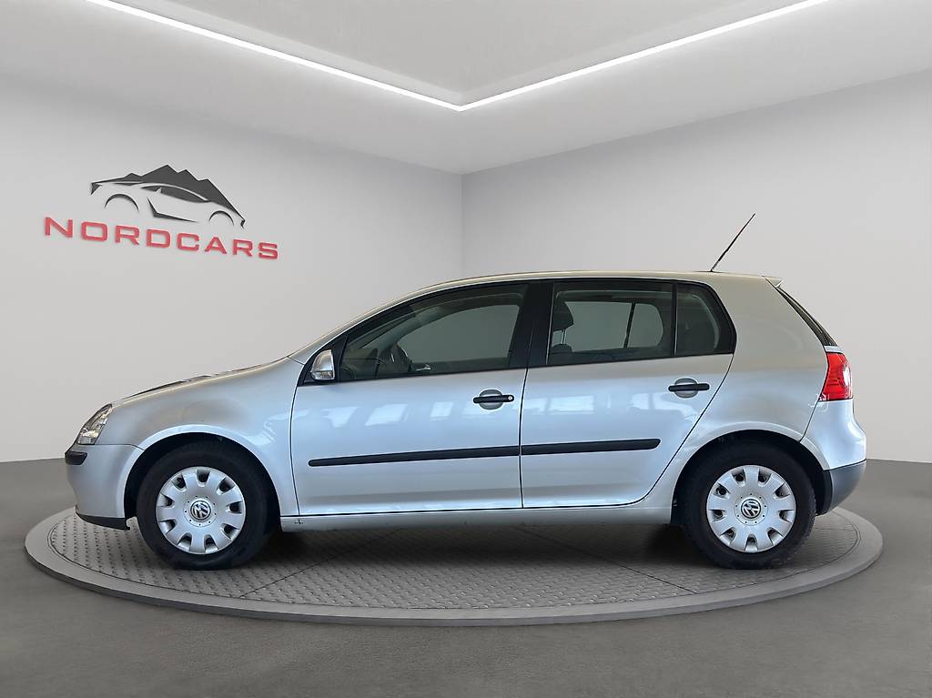 VW Golf 1.6 FSI Comfortline — slika 2