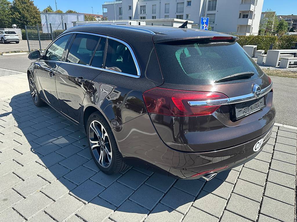 OPEL Insignia Sports Tourer 2.0 CDTI Edition 4WD — slika 3