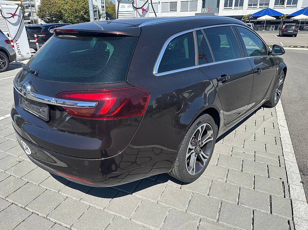 OPEL Insignia Sports Tourer 2.0 CDTI Edition 4WD — slika 4