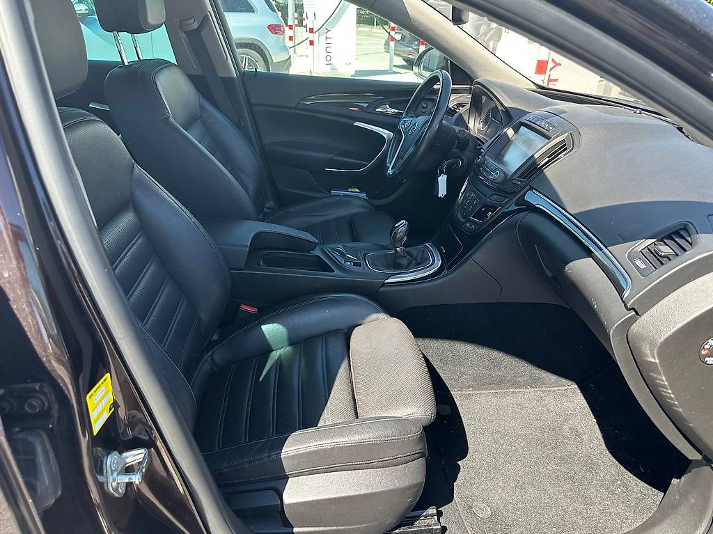 OPEL Insignia Sports Tourer 2.0 CDTI Edition 4WD — slika 5