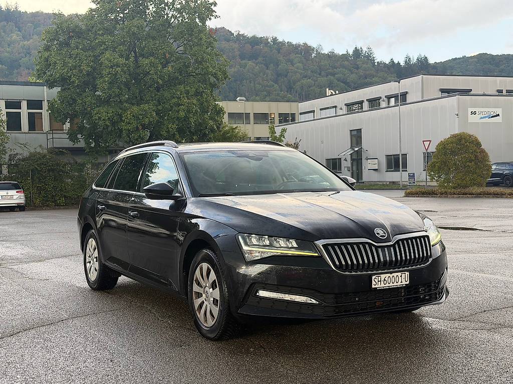 SKODA Superb 2.0 TDi Ambition DSG — slika 3