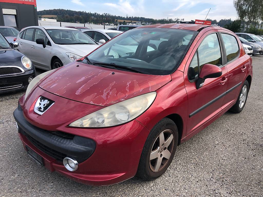 PEUGEOT 207 — slika 1