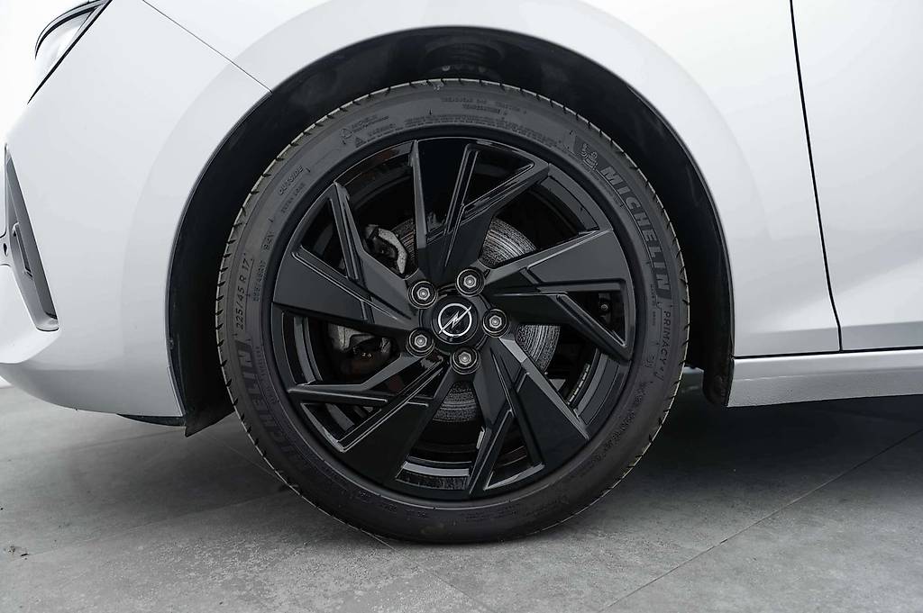 OPEL Astra Sports Tourer 1.2i Turbo GS Automat — slika 5