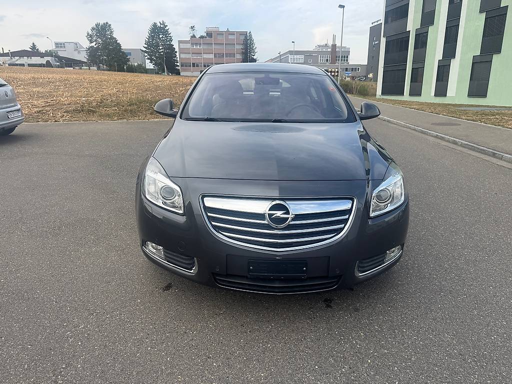 OPEL Insignia 2.0 Turbo Edition — slika 2