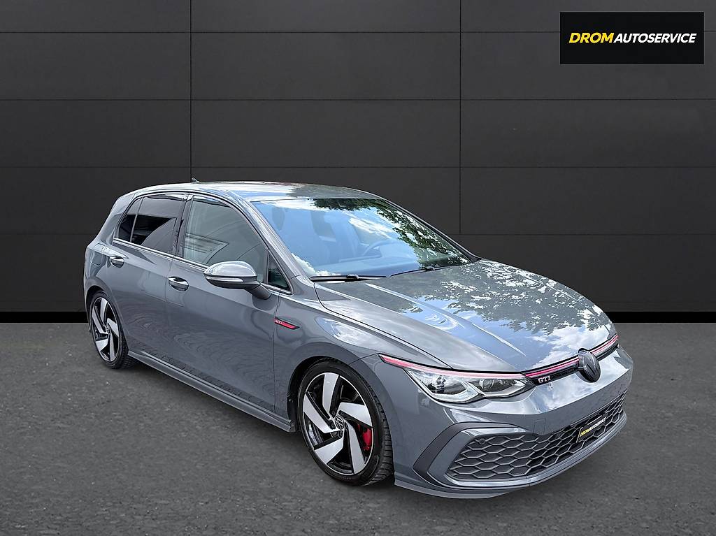 VW Golf 2.0 TSI GTI DSG — slika 1