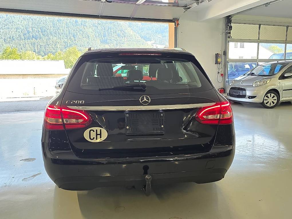 MERCEDES-BENZ C 200 7G-Tronic — slika 5