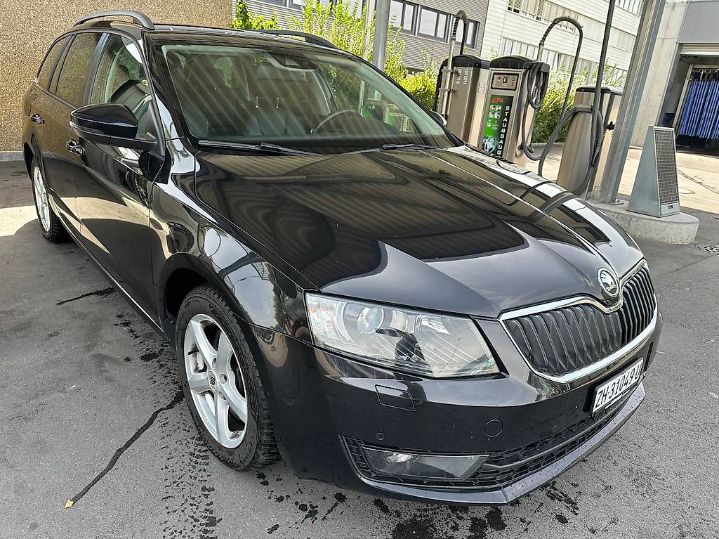 SKODA Octavia Combi 1.8 TSI Fresh 4x4 DSG — slika 2