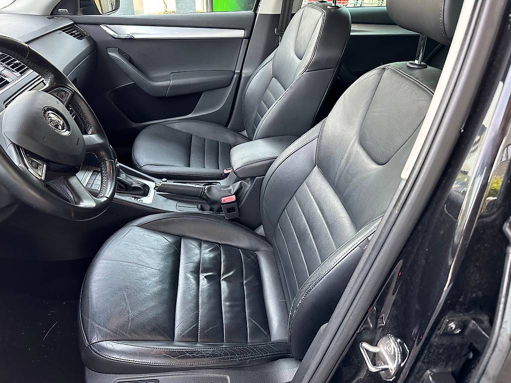 SKODA Octavia Combi 1.8 TSI Fresh 4x4 DSG — slika 5
