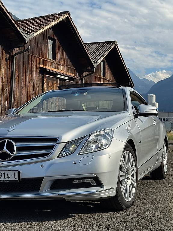 MERCEDES-BENZ E 250 CGI BlueEfficiency Automatic — slika 1