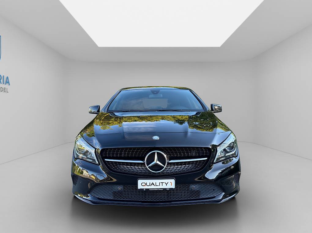 MERCEDES-BENZ CLA Shooting Brake 200 d Night Star — slika 1