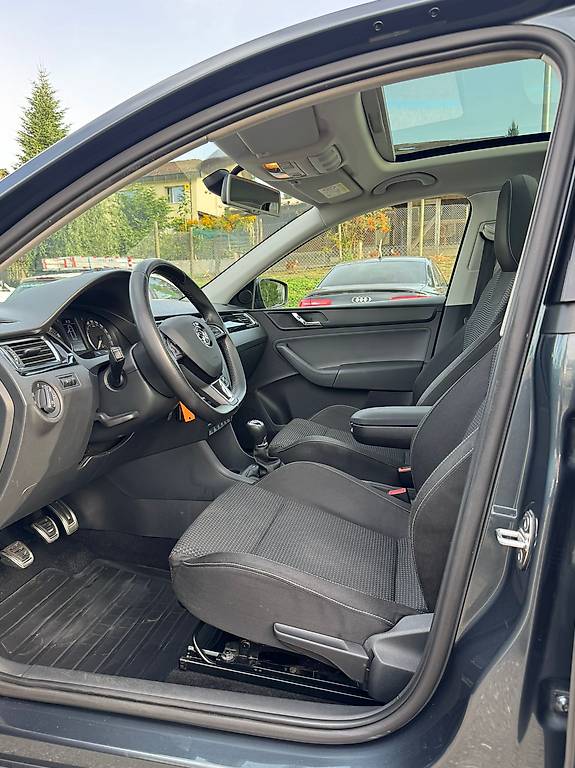 SKODA Rapid Spaceback 1.2 TSI Elegance — slika 5