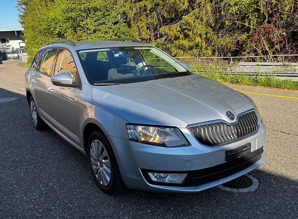 SKODA Octavia Combi 2.0 TDI Ambition 4x4 — slika 1