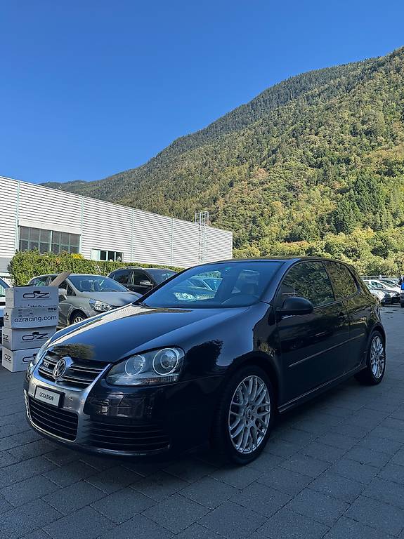 VW Golf R32 4Motion — slika 1