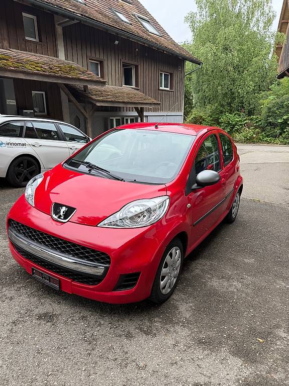 PEUGEOT 107 — slika 1