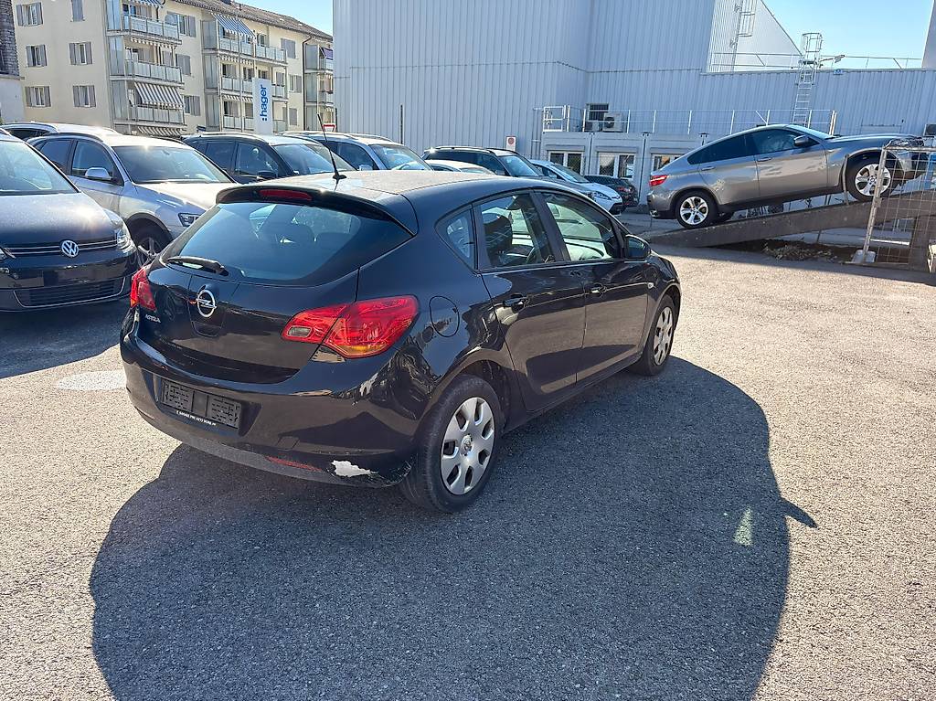 OPEL Astra 1.6i 16V Enjoy — slika 4