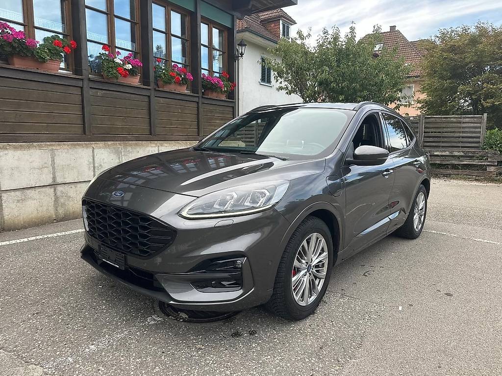 FORD Kuga 2.5 PHEV ST-Line X 2WD — slika 2