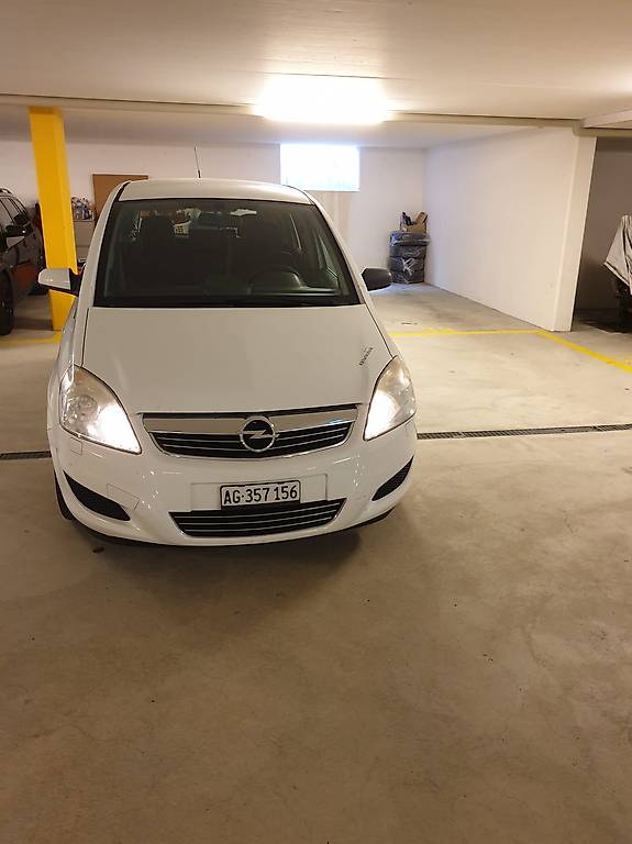 OPEL Zafira 2.2i 16V Sport Automatic — slika 1
