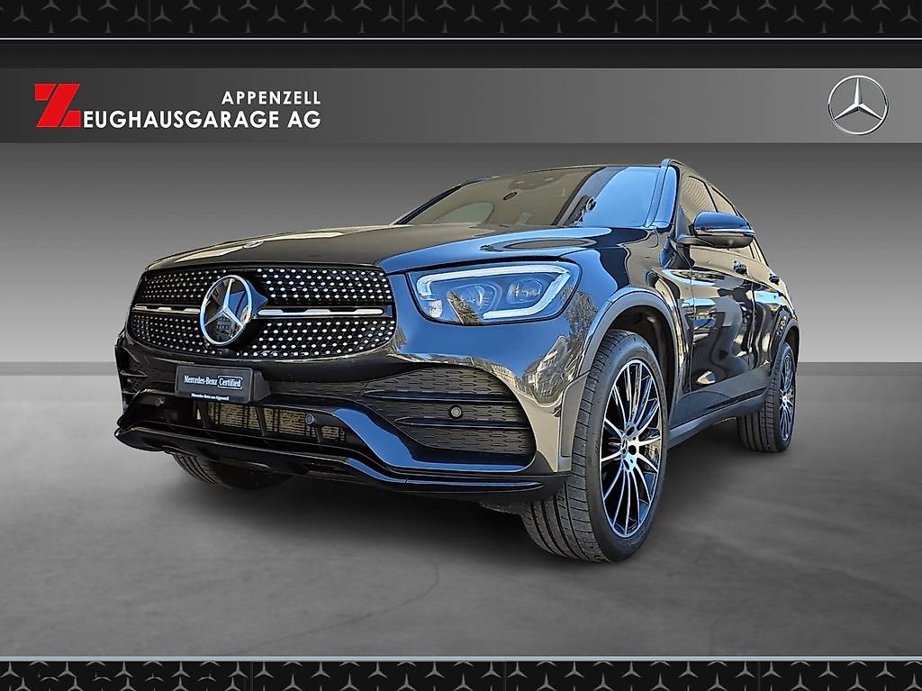 MERCEDES-BENZ GLC 300 de 4Matic AMG Line — slika 1