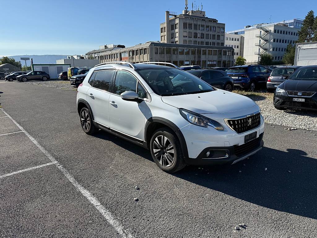PEUGEOT 2008 1.2 PureTech Active EAT6 — slika 1