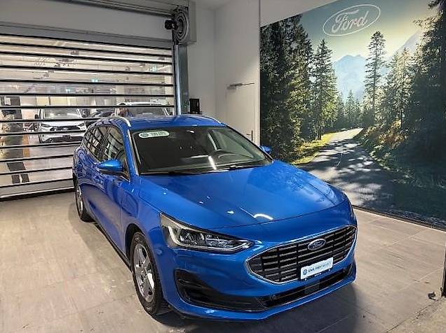 FORD Focus Station Wagon 1.0i EcoB Hybrid 125 Cool & Connect — slika 1