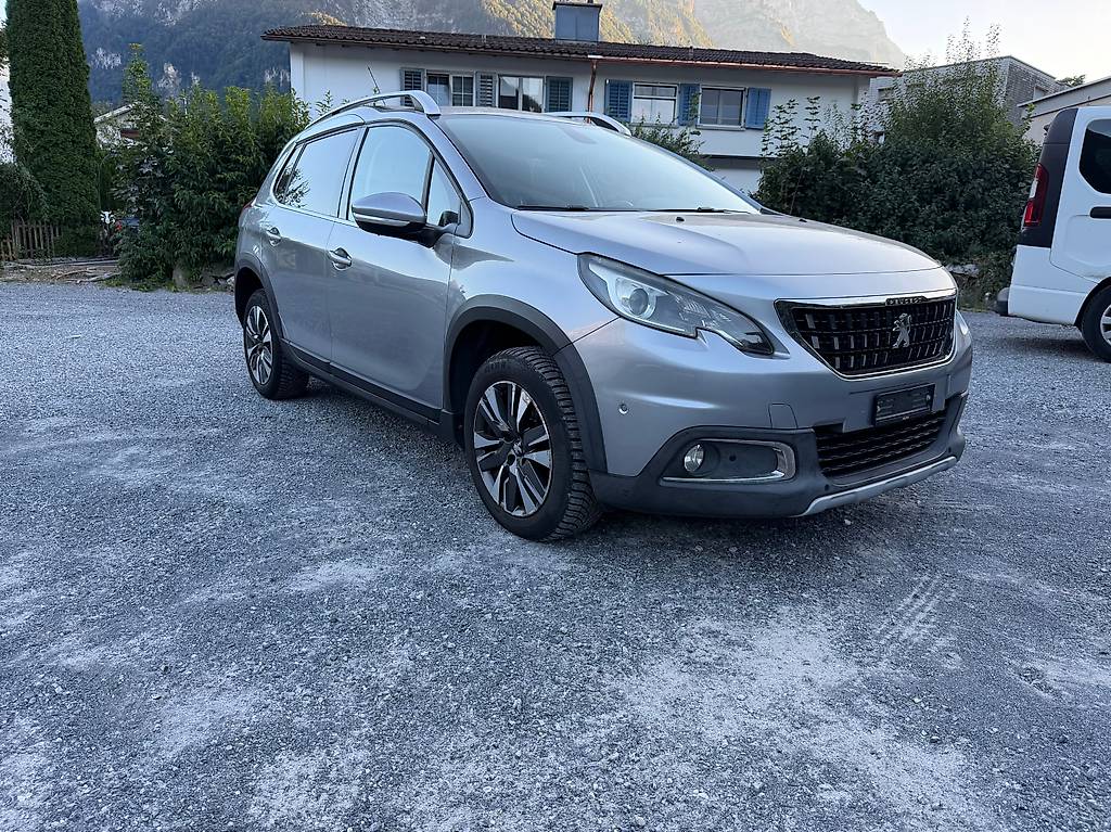PEUGEOT 2008 1.6 BlueHDi Allure — slika 1