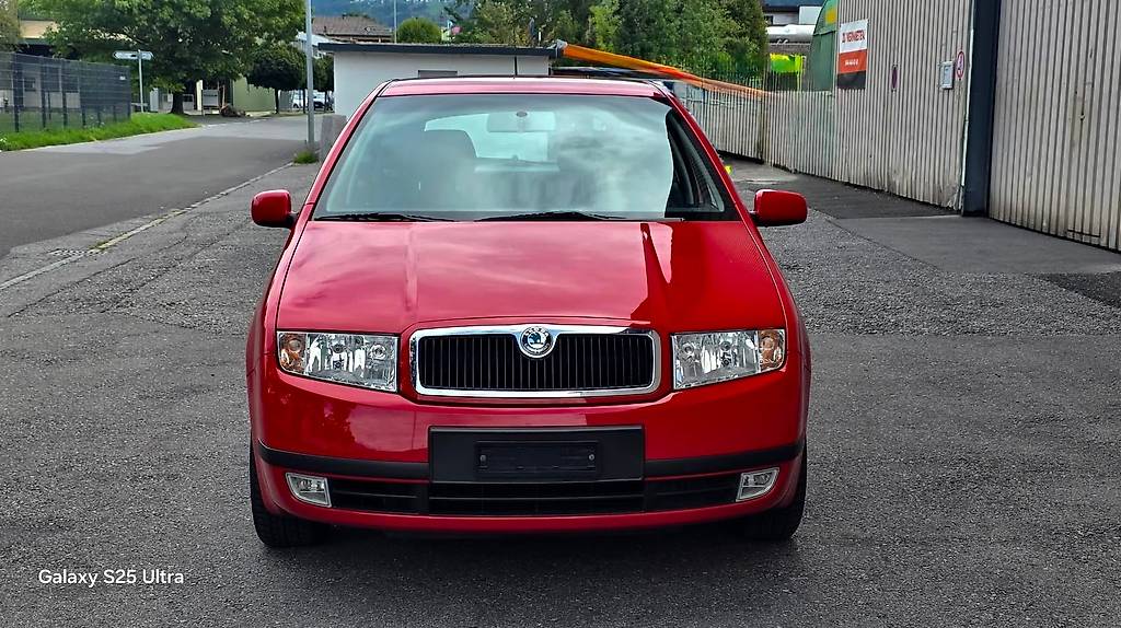 SKODA Fabia 1.4 16V Elegance — slika 1