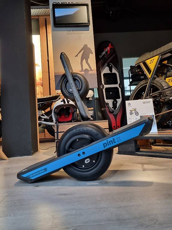Onewheel Pint / Pint X für das Snowboard feeling im Sommer im Kanton