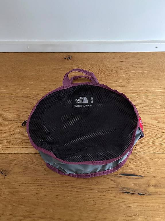 The North Face Duffle Bag Hülle lila XS im Kanton BaselLandschaft