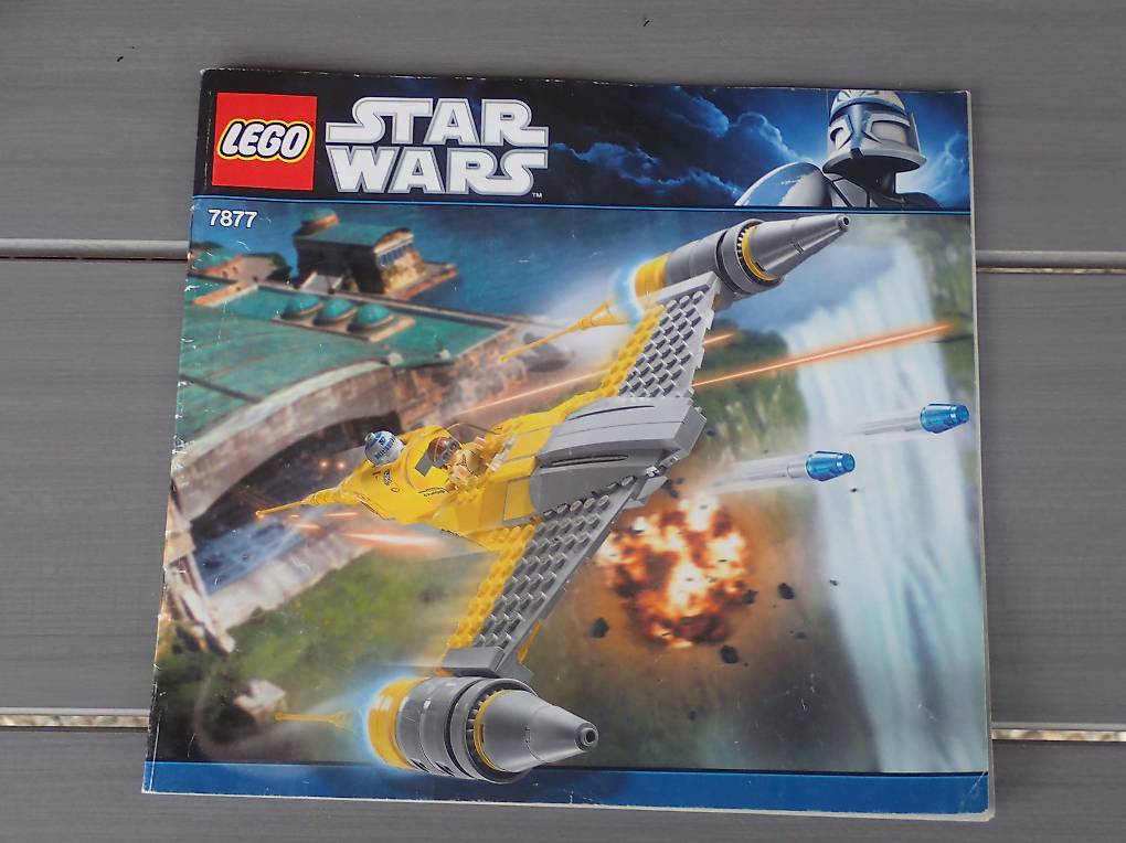 LEGO Star Wars 7877 Naboo Starfighter im Kanton Basel-Landschaft - tutti.ch