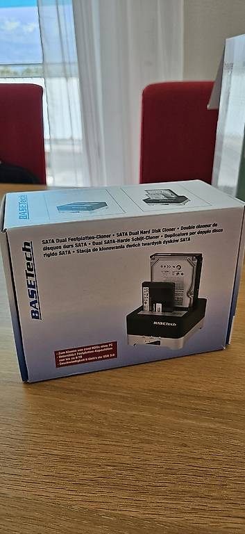 Basetech SATA Dual Hard Disk Cloner im Kanton St. Gallen - tutti.ch