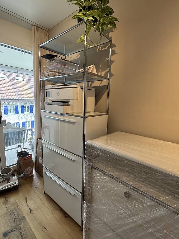 USM Alternative | Büromöbel Cubo von Livique in Weiss im Kanton Aargau