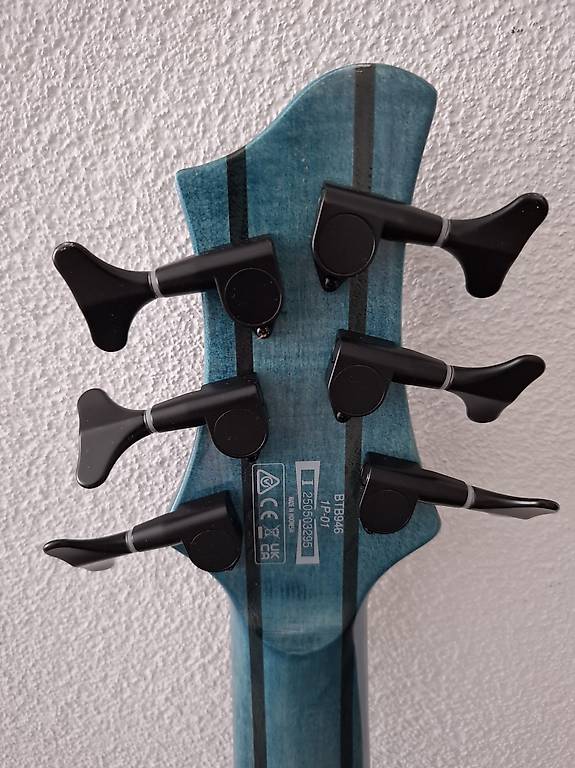 Ibanez BTB946-COL Cosmic Blue Low Gloss im Kanton Luzern - tutti.ch