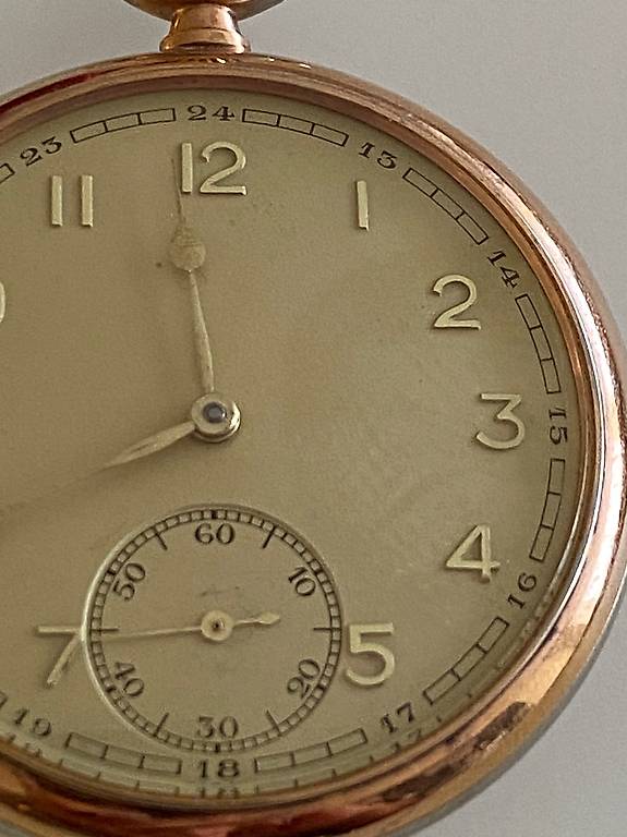 Junghans Kal. 47 G. Serial Nr. 078708. im Kanton Aargau tutti.ch