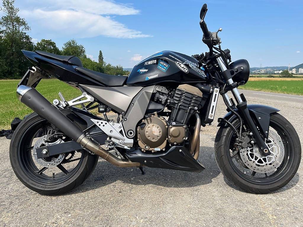 Kawasaki Z750 BJ 2004 im Kanton Aargau