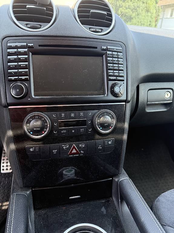 Mercedes Benz ML320 — slika 5