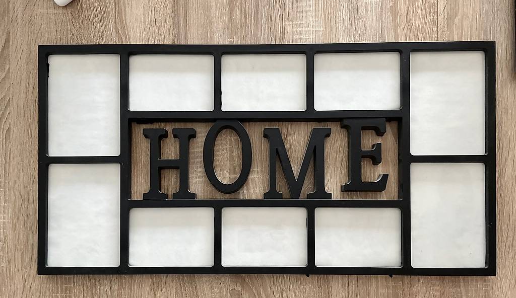Nambe Hayden Cornice Portafoto 20x10 Cm, Design In Legno Di Acacia E Metallo Argento, Vetro, Perfetta Per Tavolo