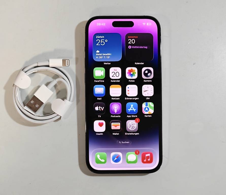 iPhone 15