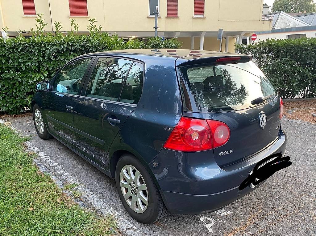 VW Golf 5 TDI 2.0 — slika 3