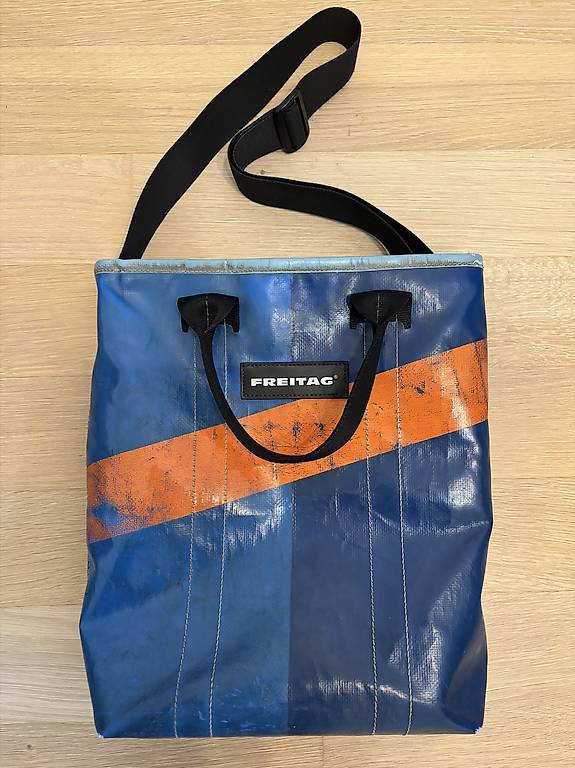 Freitag Tasche R511 Carolus im Kanton Freiburg - tutti.ch