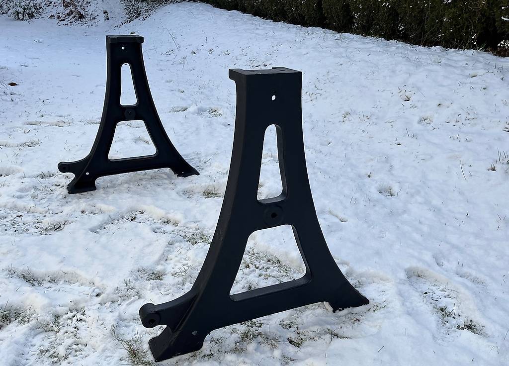 Tischgestell NrR01 Aus Gusseisen – Robustes Tischbein Für Gastro & Garten