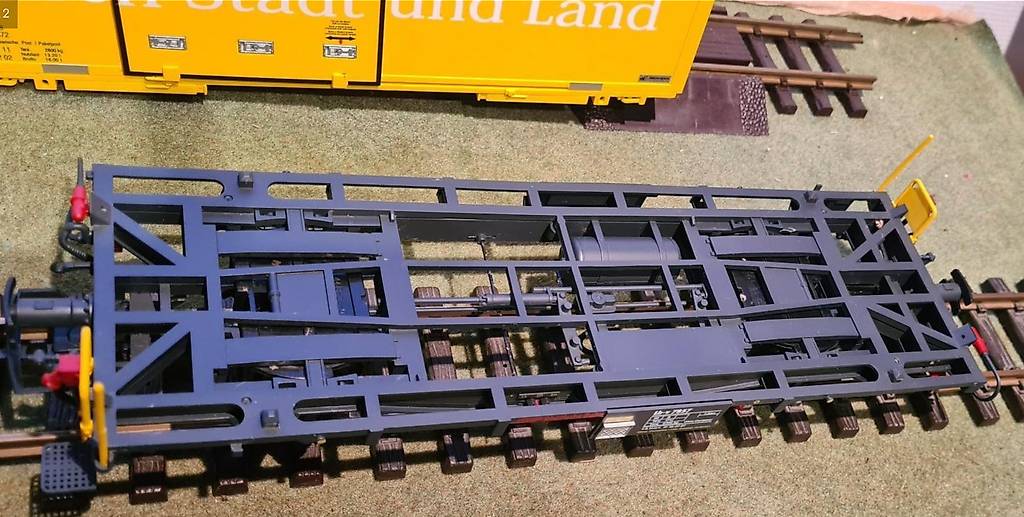 LGB 47892 RhB Containerwagen 'Durch Stadt und Land' im Kanton Zürich ...